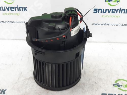 Used Heater blower motor Heater blower motor PEUGEOT 208 I (CA_, CC_) 1.2 VTI 82 (82 hp) 10806059 10806059