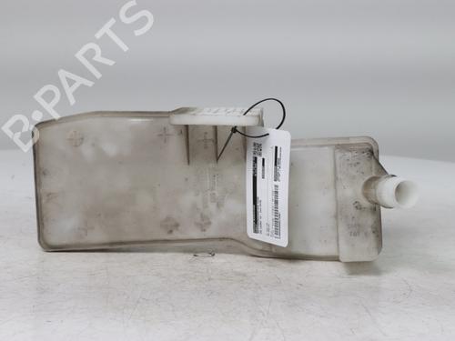windscreen-washer-tank-vw-caddy-iv-box-bodympv-saa-sah-2015-2016-2017-2018-2019-2020-34423666 main image