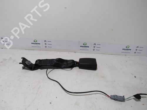 Used Seat buckle RENAULT TWINGO III (BCM_, BCA_) 0.9 TCe 90 (BCM9, BCM2) (90 hp) 10798209