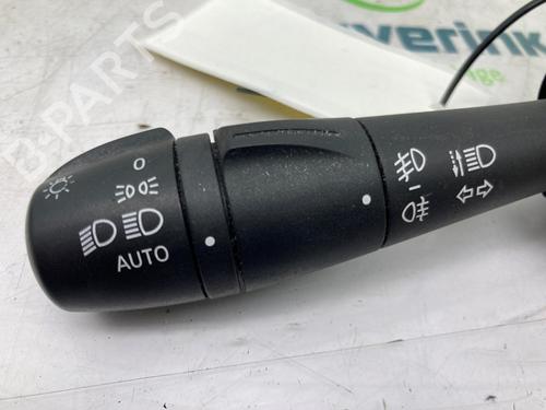 Headlight switch RENAULT CLIO IV Grandtour (KH_) 0.9 TCe 90 | BP23987695I24 