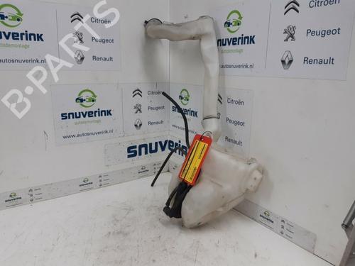 Used Windscreen washer tank Windscreen washer tank 10799889 10799889