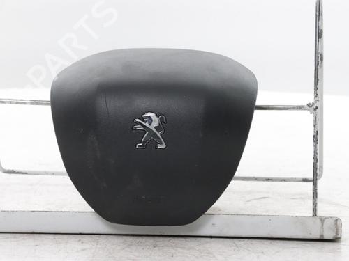 Used Driver airbag Driver airbag PEUGEOT 2008 I (CU_) 1.2 THP 110 / PureTech 110 (110 hp) 33814047 33814047