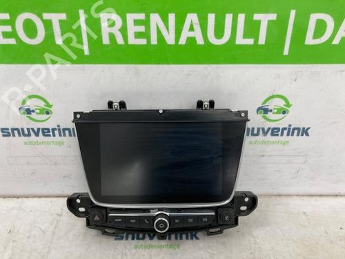 Used Display monitor OPEL GRANDLAND / GRANDLAND X (A18, P1UO) 1.2 (75) (131 hp) 26279730