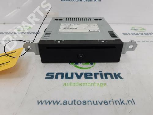 Used Radio Radio RENAULT MEGANE IV Hatchback (B9A/M/N_) 1.5 dCi 110 (B9A3) (110 hp) 10802483 10802483