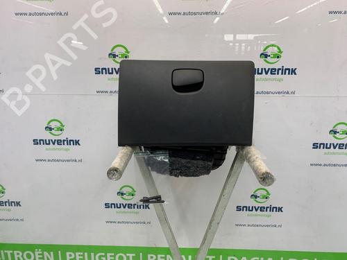glove-box-renault-zoe-hatchback-van-bfm_-2019-25205270 main image