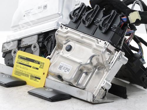 Engine control unit (ECU) RENAULT ESPACE VI (RHN) E-TECH 200 Hybrid | BP38110705M57 - Image 3