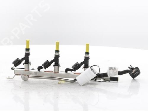 injection-rail-bmw-2-active-tourer-u06-2021-40084048 main image