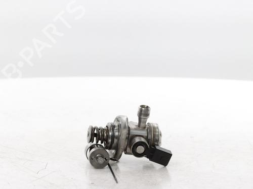 Used Injection pump RENAULT CAPTUR I (J5_, H5_) 1.3 TCe 130 (J5NJ, J5NE) (131 hp) 30759029
