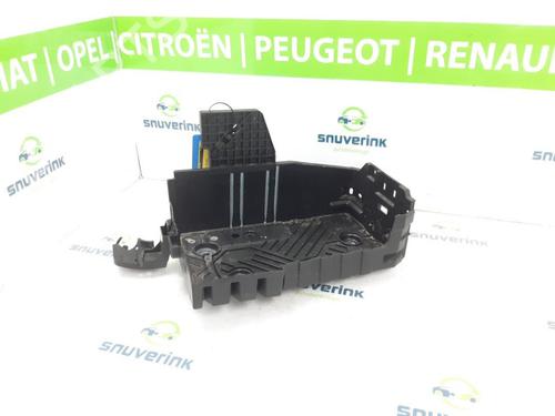 Used Support PEUGEOT 208 II (UB_, UP_, UW_, UJ_) 1.2 PureTech 100 (101 hp) 19068288
