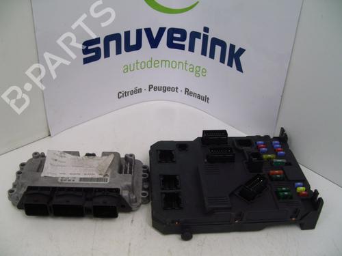 Calculateur moteur (ecu) PEUGEOT 206 Hatchback (2A/C) 1.6 16V (109 hp) 12177899