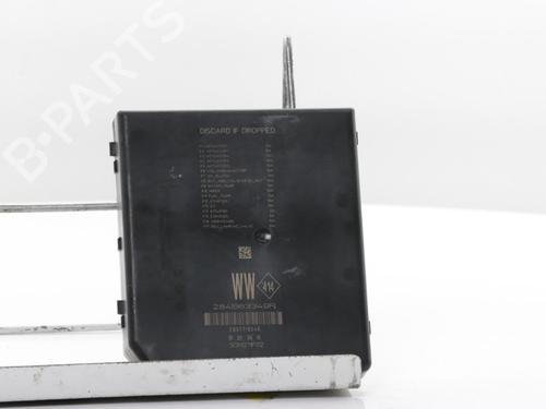 Used Fuse box Fuse box 38264176 38264176