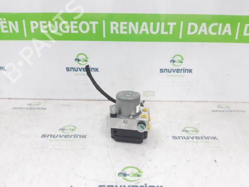 abs-pump-renault-arkana-i-lcm_-ldn_-2019-26665568 main image