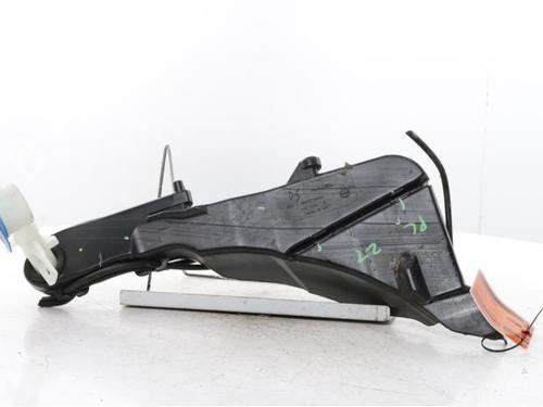 Used Windscreen washer tank Windscreen washer tank DS DS 4 II (FR_, FB_, F3_, FP_) E-TENSE 225 (F3DGZT) (224 hp) 40542839 40542839