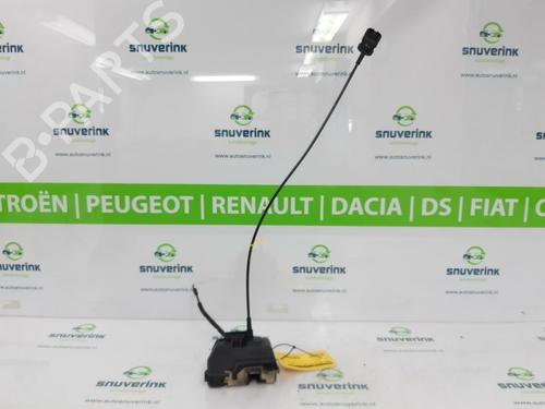 Used Rear left lock RENAULT SCÉNIC II (JM0/1_) 1.6 (JM0C, JM0J, JM1B) (113 hp) 10803133