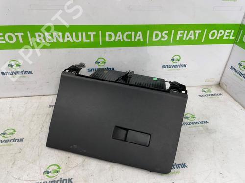 Used Glove box PEUGEOT 408 II (FP_, F3_) Hybrid 225 (F3DGYT) (224 hp) 26238668