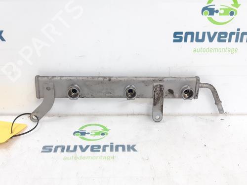 Used Injection rail RENAULT TWINGO III (BCM_, BCA_) 1.0 SCe 70 (71 hp) 19103278