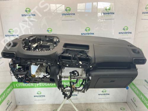 Used Dashboard Dashboard 19306650 19306650