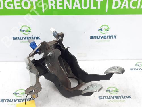 koblingspedal RENAULT WIND (E4M_) 1.2 TCe 100 (E4MF) (102 hp) 18085504