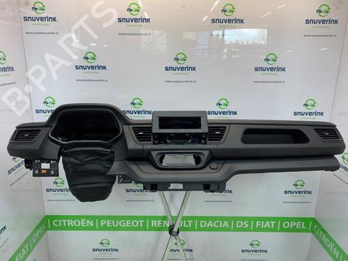 Used Dashboard RENAULT TRAFIC III Van (FG_) 2.0 dCi 130 (FGMY) (131 hp) 25449888