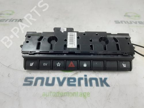 Warning switch RENAULT ARKANA I (LCM_, LDN_) 1.6 E-TECH 145 (LDMU) | BP24943884I22 - Image 4