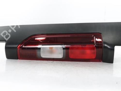 right-taillight-renault-trafic-iii-van-fg_-2014-35991752 main image