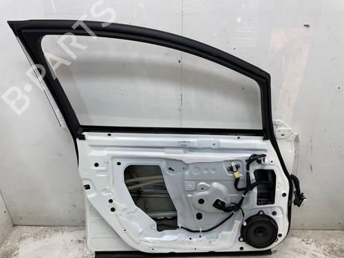 Left front door NISSAN LEAF (ZE1) Electric | BP30757185C2