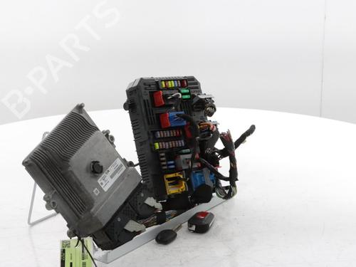 Engine control unit (ECU) OPEL CROSSLAND X / CROSSLAND (P17, P2QO) 1.2 (75) | BP30185792M57