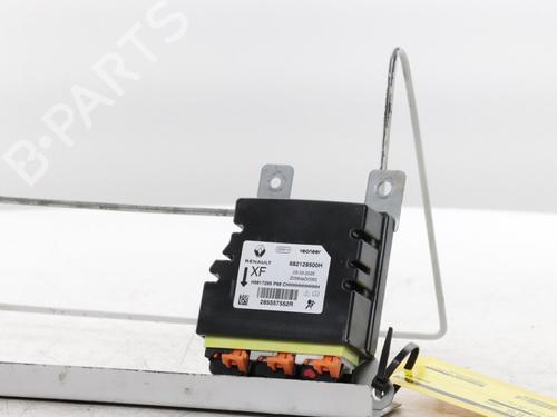 ecu-airbags-renault-5-2024-31960943 main image