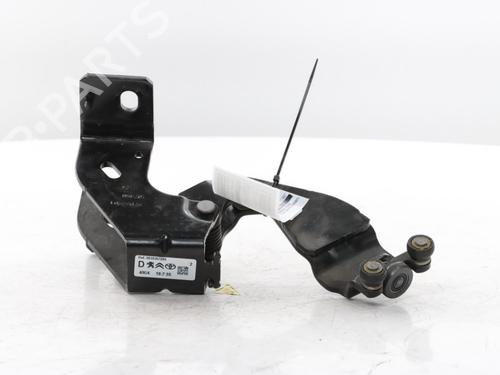 Used Hinge/Door check strap Hinge/Door check strap 39618884 39618884