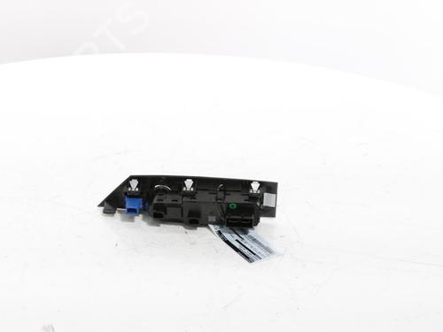 Switch PEUGEOT 3008 III (KA_, KB_, KC_) e-210 (KCZKZX) | BP29241327I30 