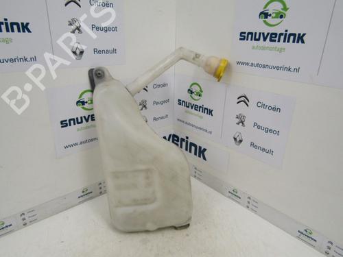 Used Windscreen washer tank RENAULT MEGANE III Grandtour (KZ0/1) 1.5 dCi (KZ09, KZ0D, KZ1G, KZ29, KZ14, KZ1W, KZ10, KZ1F,... (110 hp) 10788688