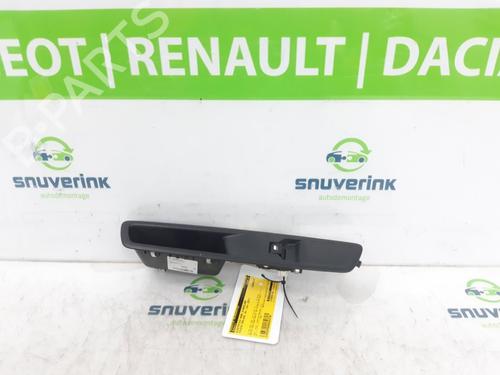 Used Switch TOYOTA PROACE Van (MDZ_) Electric (MDZS, MDZZ) (136 hp) 24165420