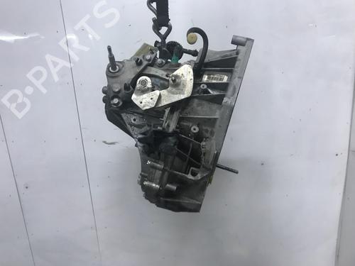 Gearkasse RENAULT CAPTUR I (J5_, H5_) 1.2 TCe 120 (118 hp) 31592410