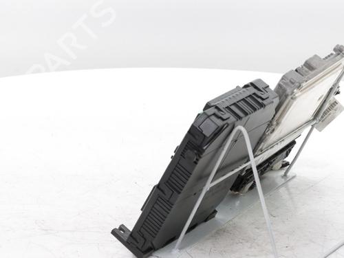 Engine control unit (ECU) PEUGEOT 3008 II SUV (MC_, MR_, MJ_, M4_) Hybrid | BP30186502M57 