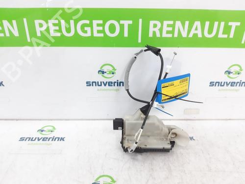 Used Front left lock PEUGEOT 2008 I (CU_) 1.2 THP 110 / PureTech 110 (110 hp) 17763880