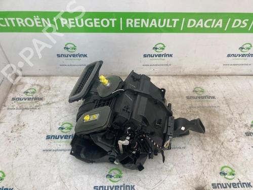 Used Heater matrix box Heater matrix box RENAULT KADJAR (HA_, HL_) 1.3 TCe 140 (HLNB, HLN1) (140 hp) 40582078 40582078