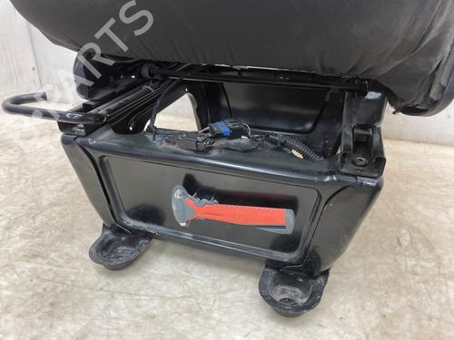 Left front seat RENAULT MASTER III Van (FV) 2.3 dCi 150 FWD (FV0F, FV03, FV09) | BP34563909C15  - Image 5