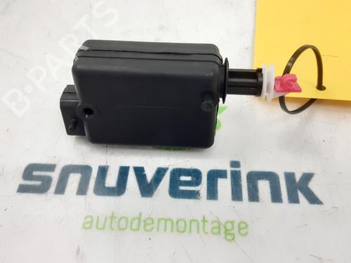 Used Fuel door actuator DACIA DUSTER (HS_) 1.2 TCe 125 (125 hp) 23122867