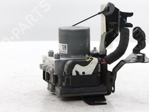 Used ABS pump ABS pump RENAULT CLIO V (B7_) 1.0 TCe 100 (B7MT) (101 hp) 39912285 39912285