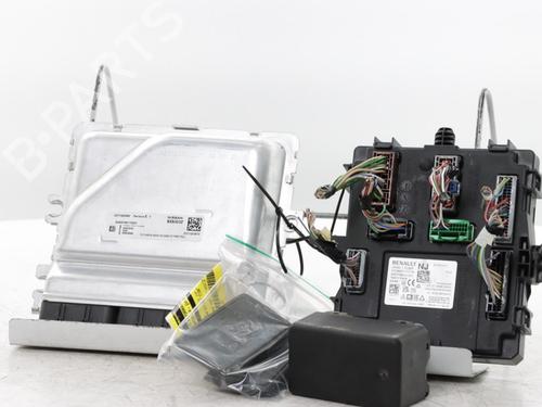 Used Engine control unit (ECU) Engine control unit (ECU) DACIA DUSTER (PYM_, PYN_) 1.2 TCe 130 (131 hp) 33697235 33697235