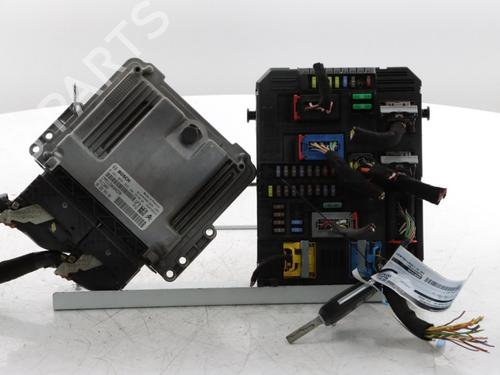 Used Engine control unit (ECU) PEUGEOT PARTNER Box Body/MPV (K9) 1.5 BlueHDi 75 (75 hp) 30186013
