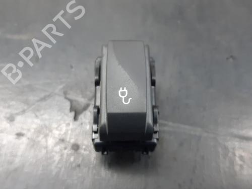 switch-renault-zoe-bfm_-zoe-252801770r-2012-11802814 main image