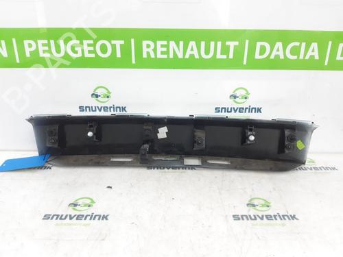 Used Tailgate trim PEUGEOT 2008 II (UD_, US_, UY_, UJ_, UR_, UC_) 1.2 PureTech 130 (USHNS, URHNS) (130 hp) 21193986