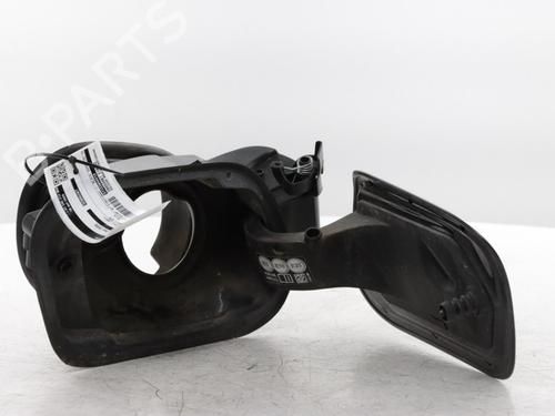 fuel-flap-bmw-1-f40-2019-33874418 main image