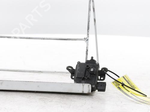 Used Fuel door actuator Fuel door actuator RENAULT ZOE (BFM_) ZOE (88 hp) 33813815 33813815