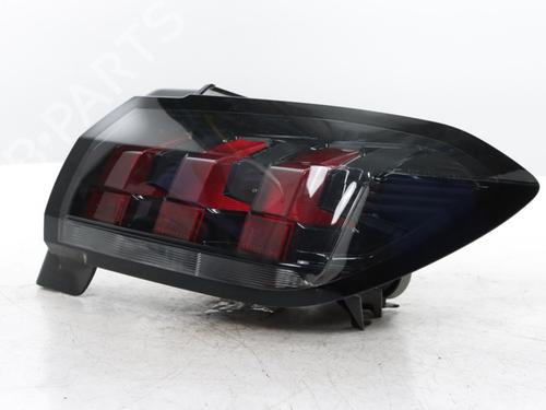 Høyre baklys Høyre baklys PEUGEOT 208 II (UB_, UP_, UW_, UJ_) e-208 (136 hp) 37605471 37605471