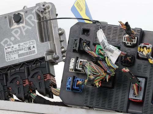 Used Engine control unit (ECU) Engine control unit (ECU) 36538144 36538144