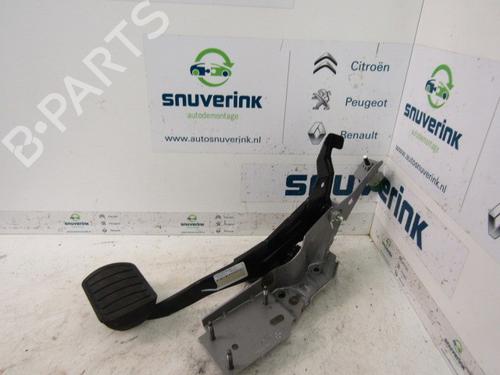 Used Break pedal CITROËN C4 Grand Picasso II (DA_, DE_) 1.2 THP 130 (130 hp) 24162887