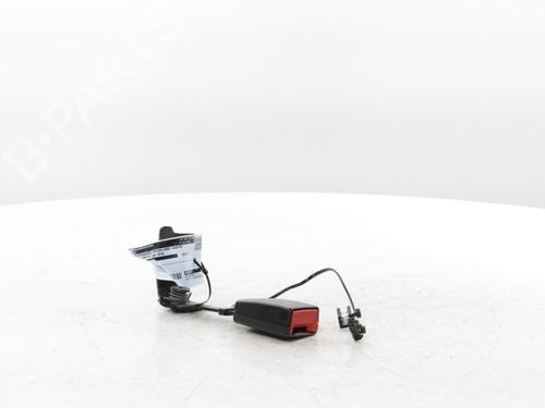 Boucle de ceinture de sécurité PEUGEOT 3008 II SUV (MC_, MR_, MJ_, M4_) 1.2 THP/ PureTech 130 (MRHNSM, MRHNSU, MRHNSJ, MRHNYW,... (131 hp) 30757083