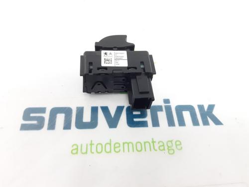 Switch CITROËN C4 II (NC_) 1.2 THP 130 (NCHNYM, NCHNYT) | BP24165329I30 